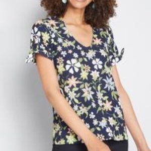 Modcloth Navy Floral V-Neck Short Sleeve Blouse